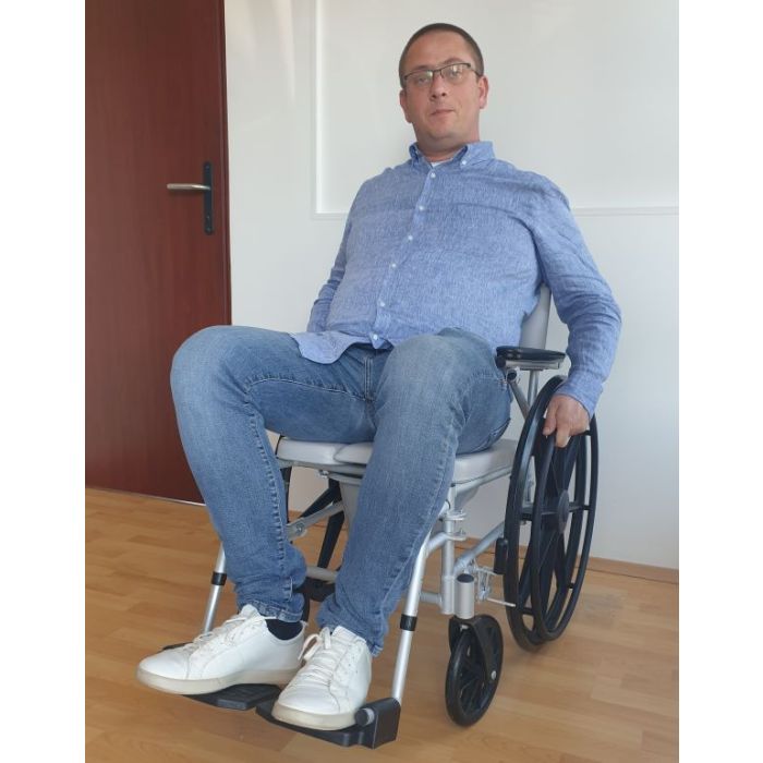 self-propelled-toilet-and-shower-chair-for-elderly-ortoprime-uk